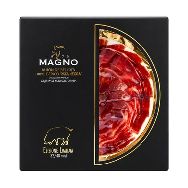 100% Iberian Pata Negra Oro VNC Acorn-Fed Ham, hand-sliced with a knife 100% Iberian Pata Negra Oro VNC Acorn-Fed Ham, hand-sliced with a knife